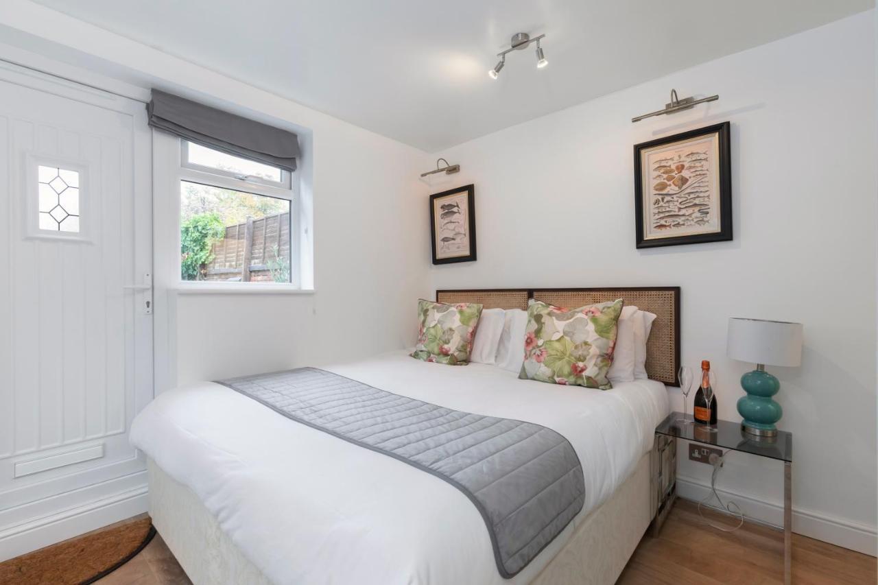 Modern Self Contained Studio Home Cheltenham Zewnętrze zdjęcie